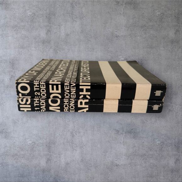 History of Modern Architecture by Leonardo Benevolo Volumes 1 & 2 - Picture 3 of 9